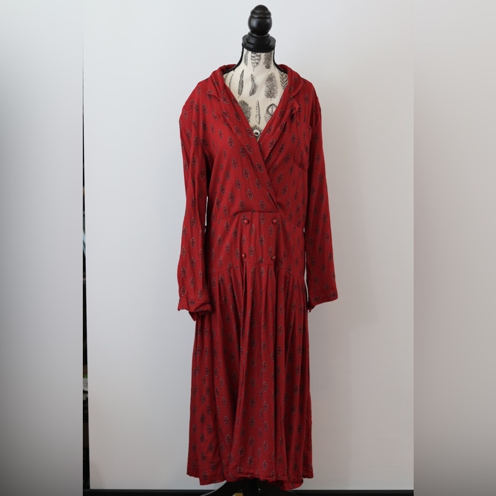 Sophisticate Vintage boho red dress
